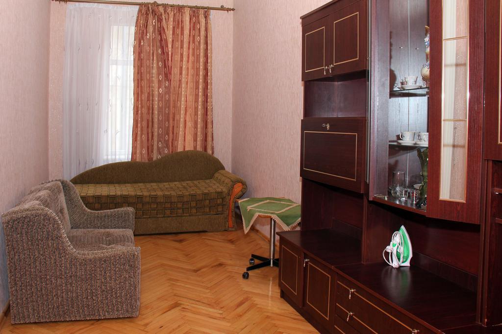Medova Street Apartment Lwów Zewnętrze zdjęcie